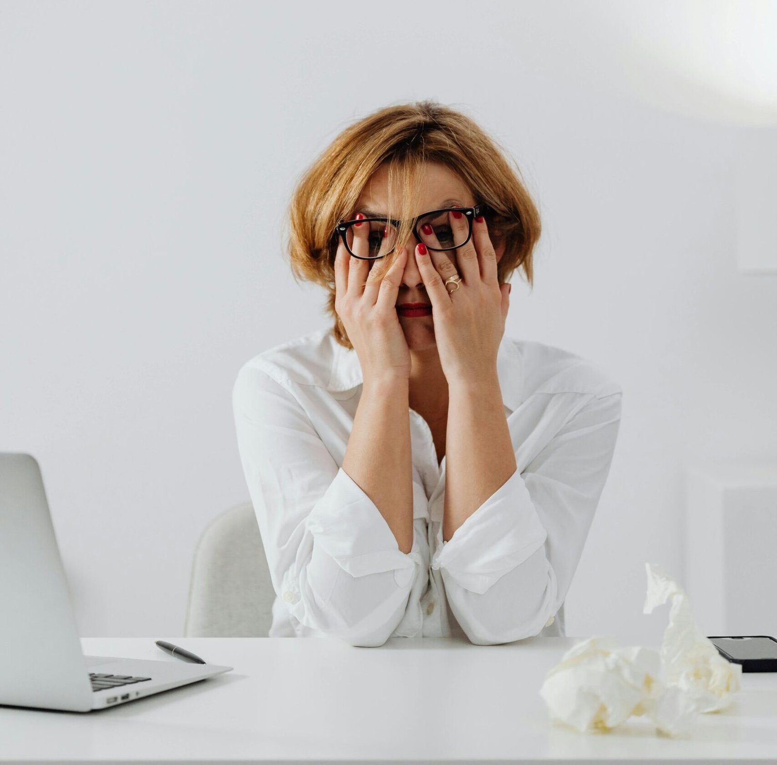 Burnout e Estresse: Como o Acompanhamento Médico Pode Ajudar